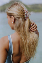 Statement Clip | Island Flowers