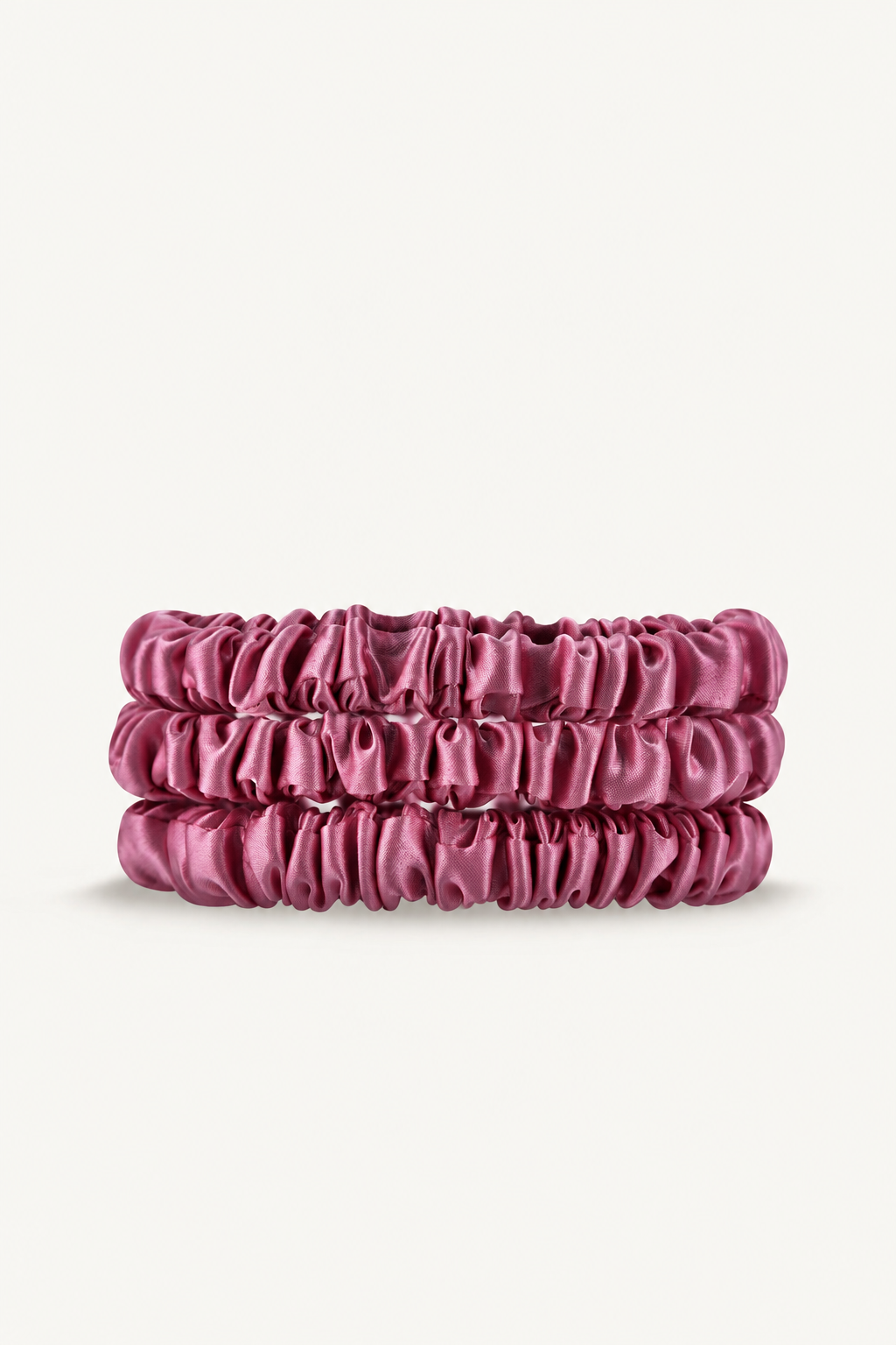 DreifachgestapelteMauve-Satin-Scrunchies.png