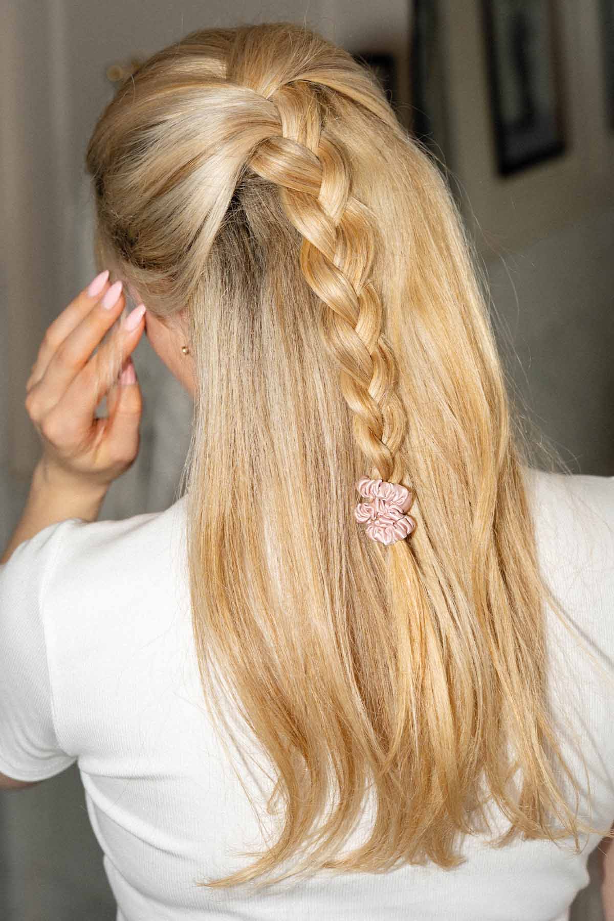 Silk_Scrunchies_3er_Set_Soft_Pink_Cheeki_Collection2.jpg