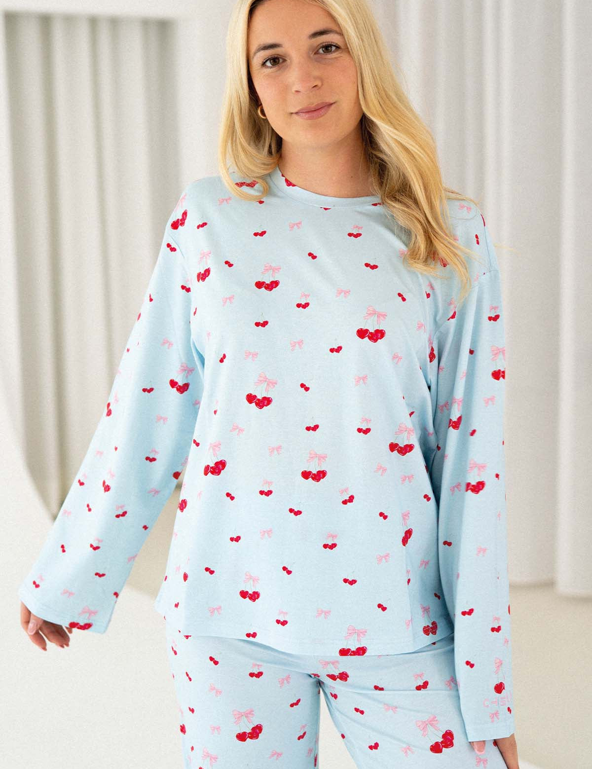 SleepShirt_SweetCherries_Produkt_CheekiCollection4.jpg