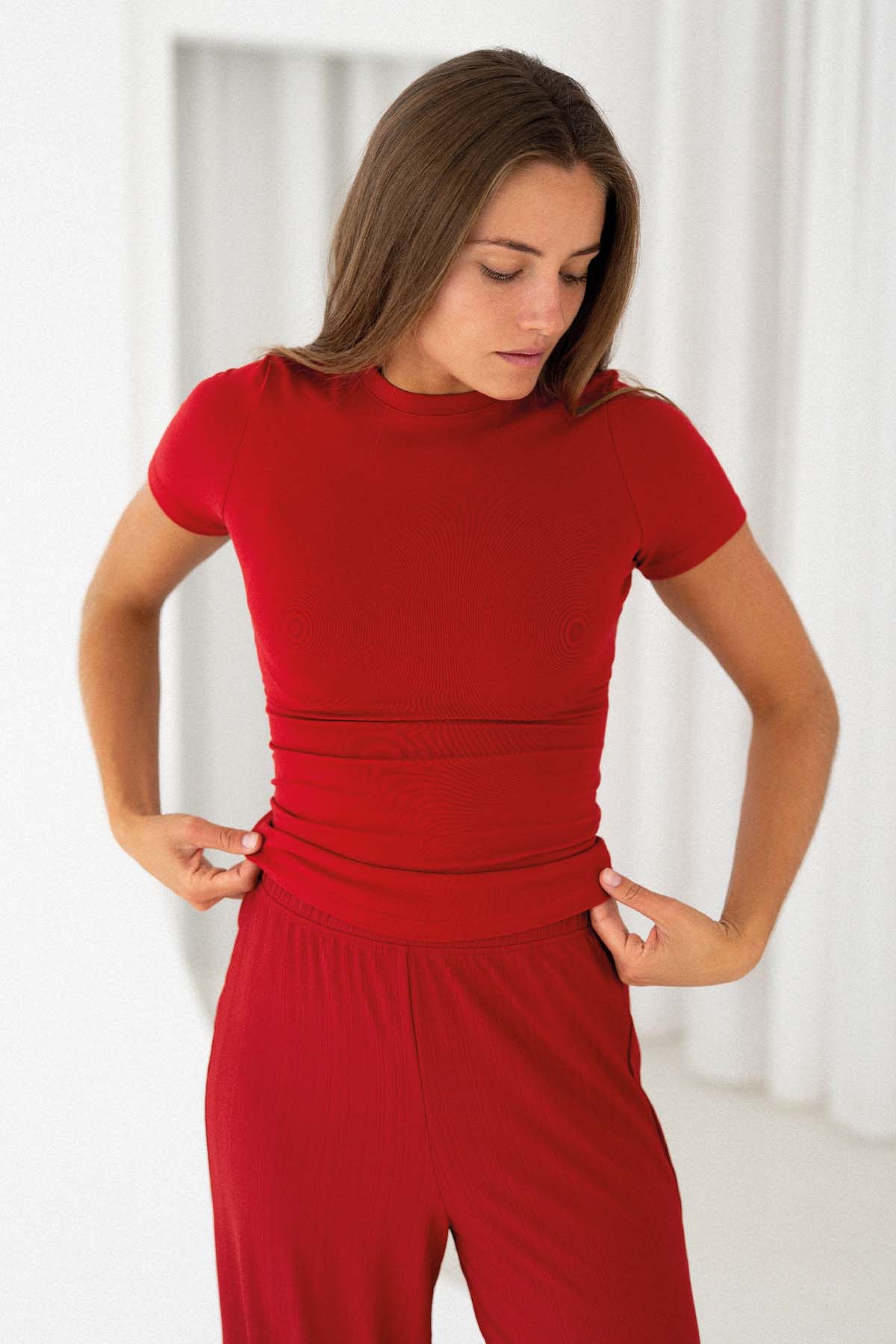 T-Shirt | Cherry Red